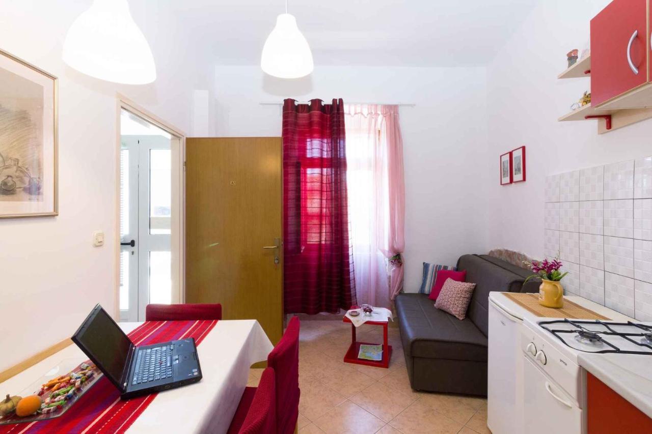 Apartment Silvia By Interhome Pula Exteriör bild